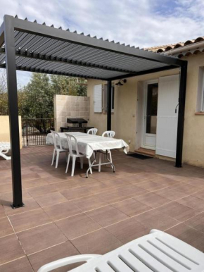 Gite contemporain plein sud